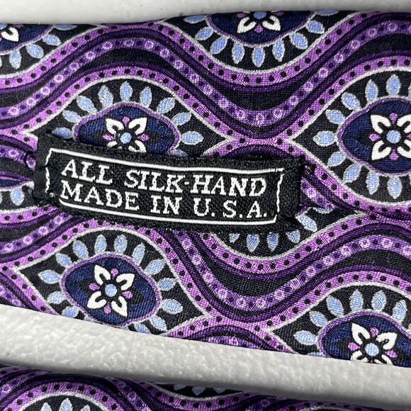 JZ Richards Boulder Silk Tie Purple Mens Designer Medallion Hand Made Necktie - Picture 7 of 10